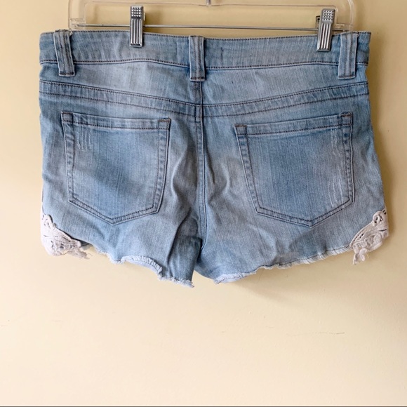 Forever 21 Mini Jeans Shorts with lace detail - Picture 3 of 4